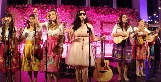 image of Mariachi LAS COLIBRI &�NANCY SANCHEZ on Stage